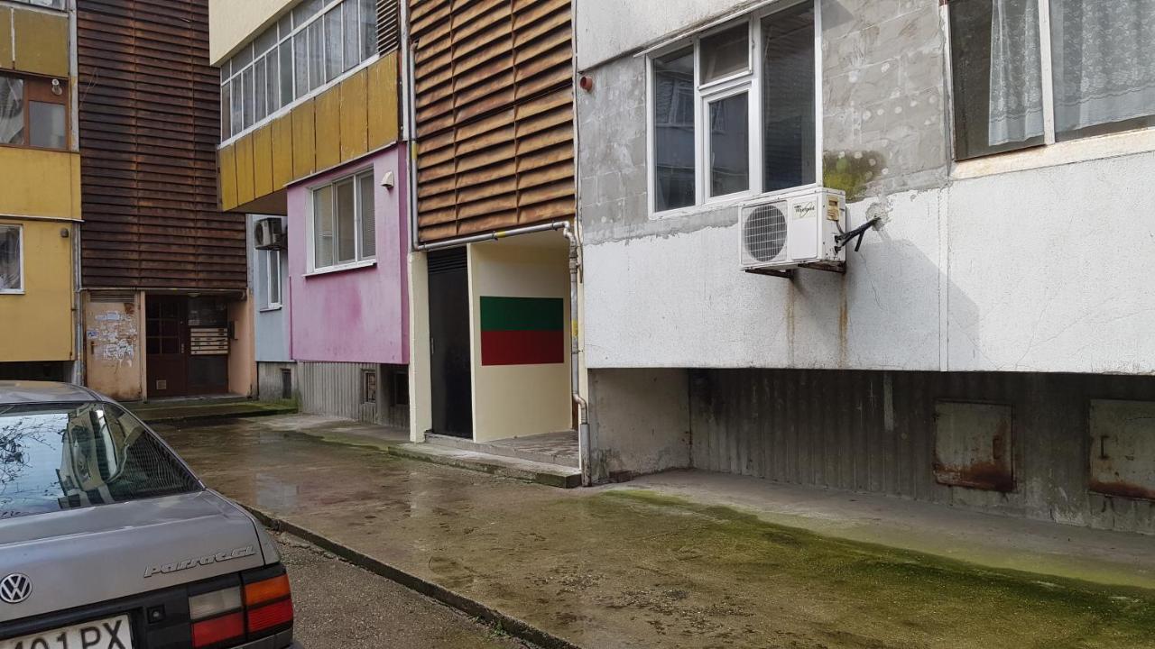 Апартамент За Гости Ива روس المظهر الخارجي الصورة